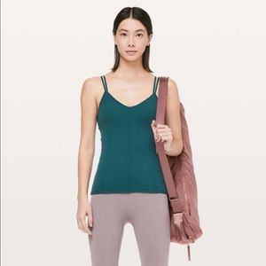 Lululemon Hugged & Held Tank size 8 Emerald Green